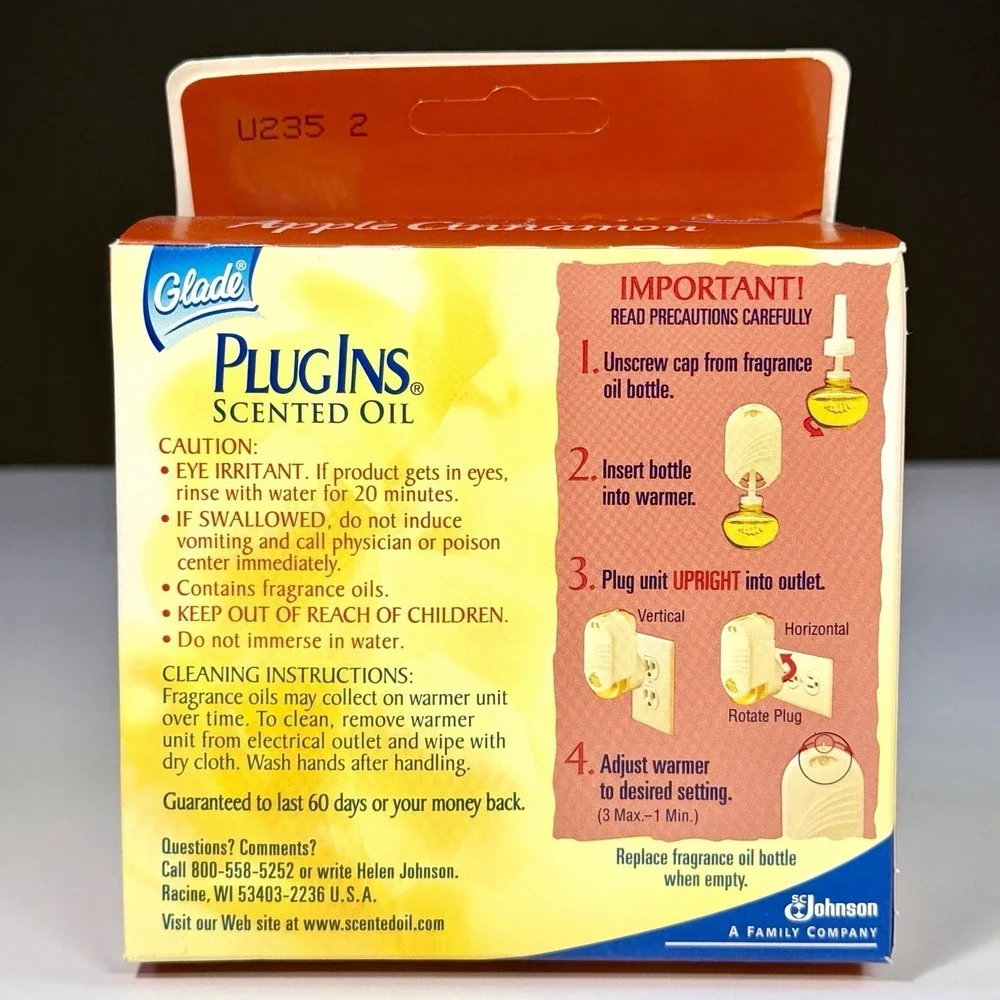 NOS VTG 2001 Glade PlugIns Apple Cinnamon Scented Oil Starter Kit Free Warmer